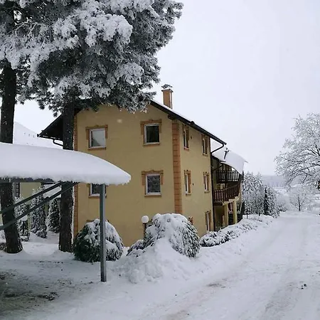 Dama & Dubravka Apartment